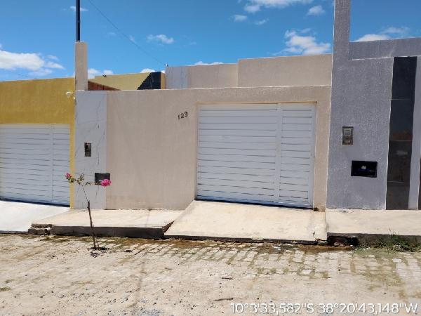 Casa em Jeremoabo, Centro, Rua P, N. 129, Lote 766 Qd E6, BA. Área: 83.87m2