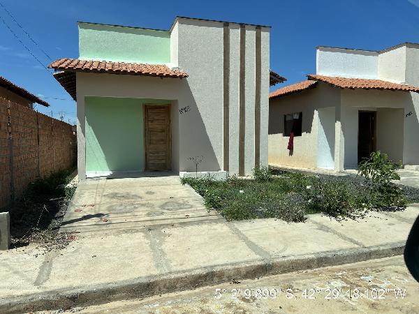 Casa em Altos, Buritizinho, Rua Projetada Iii, N. 155,, PI. Área: 52.72m2
