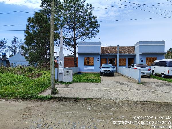 Casa em Tramandaí, Nova Tramandai, Rua Boto Verde, N. 495, Parte Do Lote 452, RS. Área: 60.37m2