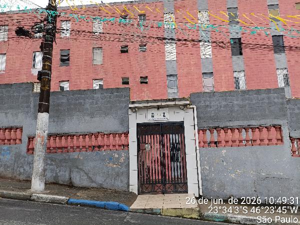 Apartamento em São Paulo, Conjunto Habitacional Juscelino Kubitsch, Rua Doutor Francisco Bueno Torres, N. 99, Apto 44c, Pav 04, SP. Área: 41.18m2