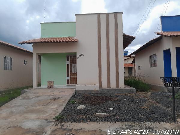 Casa em Altos, Buritizinho, Rua Projetada Iii, N. 234,, PI. Área: 52.72m2