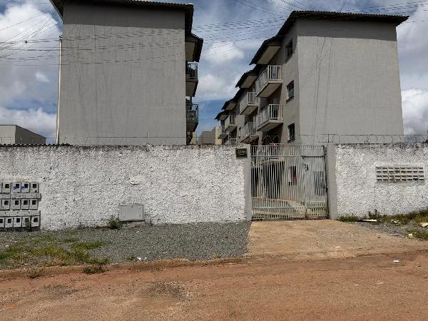 Apartamento em Águas Lindas de Goiás, Parque Da Barragem Setor 08, Rua Araguaia, N. Sn, Apto 204, Bl B Pav 1 Lt24a Qd 46 Cj A Setor 8, GO. Área: 51.79m2