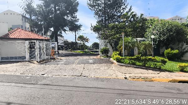 Apartamento em Bauru, Parque Viaduto, Avenida Maria Ranieri, N. 5-40, Apto 23b, Pav 01 Bl 03 01 Fase, SP. Área: 60.2m2