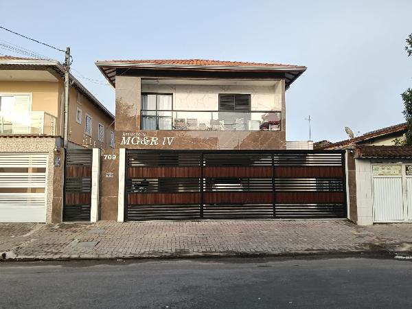Casa em Praia Grande, Balneario Abc, Avenida Milena Perutich, N. 709, Cs 03, SP. Área: 43.99m2