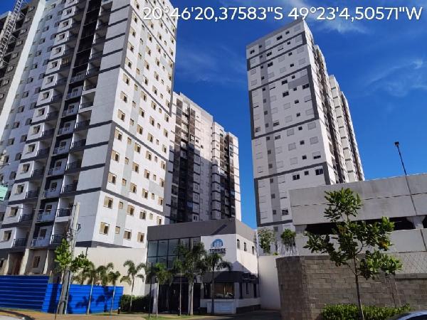 Apartamento em São José do Rio Preto, Jardim Marajo, Avenida Alfredo Antonio De Oliveira, N. 799, Apto 152, Bl A, SP. Área: 51m2