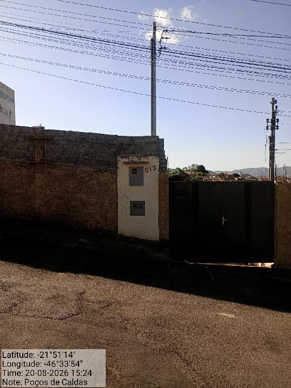 Casa em Poços de Caldas, Conjunto Habitacional Pedro Afonso Junqu, Rua Guido Neofiti, N. 515, Lt 12 Qd 62, MG. Área: 95.2m2