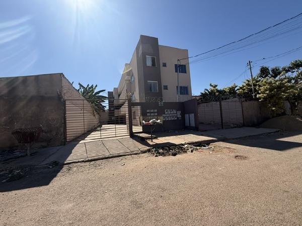 Apartamento em Luziânia, Parque Industrial Mingone, Quadra 91, N. Sn, Apto 101, Lt B Travessa I, GO. Área: 48.23m2