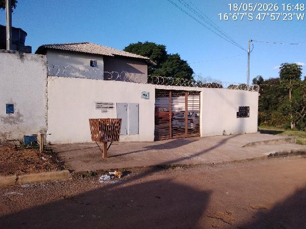 Apartamento em Cidade Ocidental, Parque Araguari, Quadra 16, N. Sn, Apto 203, Pav Superior Lt 04 Rua Goiania, GO. Área: 49.74m2