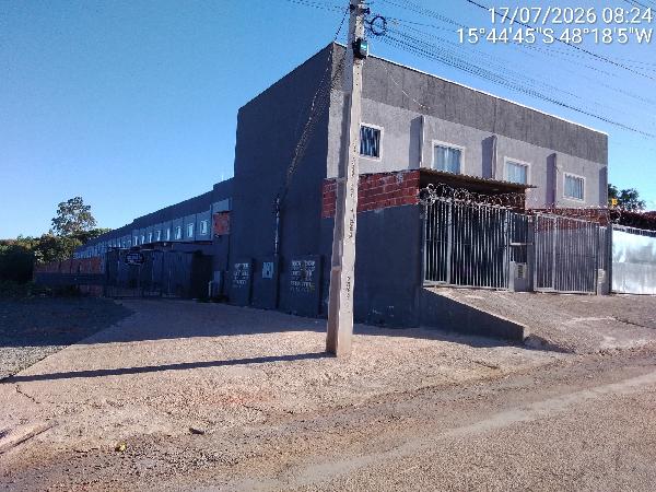 Casa em Águas Lindas de Goiás, Parque Da Barragem Setor 15, Quadra 115, N. S/N, Duplex 29 Lt 21 Rua 43, GO. Área: 67.9m2