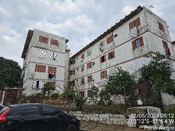 Apartamento em Porto Alegre, Rubem Berta, Rua Dez, N. Sn, Apto 302, Bl A Lt 02 Qd 18, RS. Área: 52.8m2