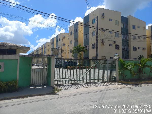 Apartamento em Camaragibe, Santa M¶nica, Avenida Doutor Belmino Correia, N. 3979, Apto 102, Bl 19, PE. Área: 49.88m2
