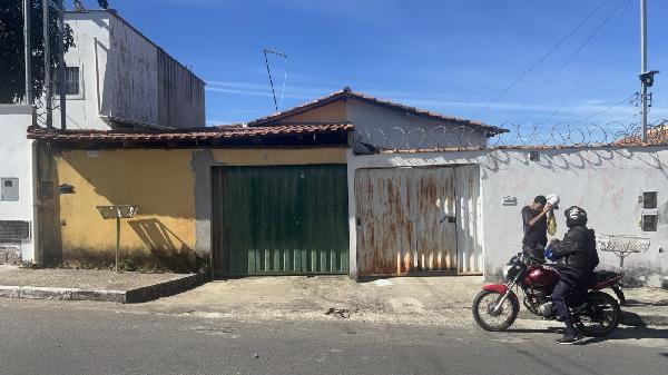 Casa em Esmeraldas, Sao Pedro, Rua Gramado, N. 15, Cs 01 Qd 35 Lt 18 Antiga Rua 23, MG. Área: 49.09m2