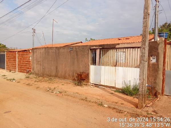 Casa em Padre Bernardo, Ouro Verde 2 Etapa, Quadra 39, N. 221, Lt 46, Rua 05, GO. Área: 69.7m2