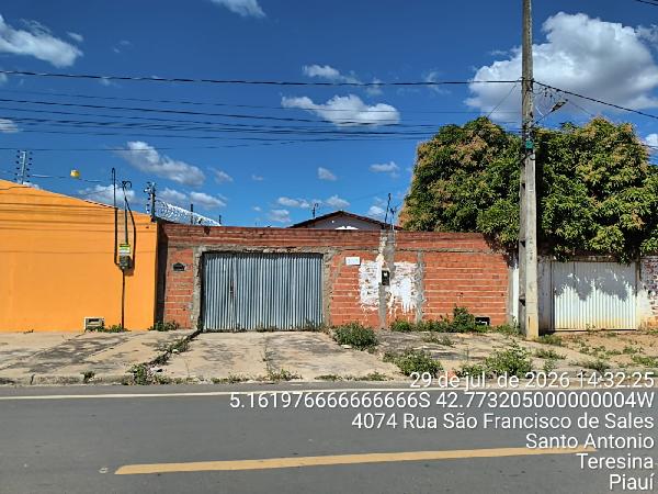 Casa em Teresina, Santo Antonio, Avenida Principal, N. 3715, Lt 16 Qd F, PI. Área: 63.7m2