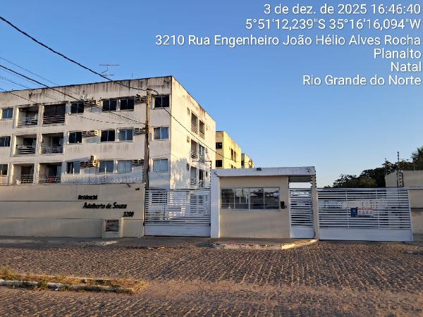 Apartamento em Natal, Planalto, Rua Engenheiro Joao Helio Alves Rocha, N. 3200, Apto 01, Bl C - Esperanca, RN. Área: 51.56m2