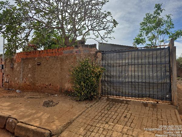 Casa em Planaltina, Setor Sul, Quadra 3 Mr 8, N. Sn, Lt 06 Qd 03 Rua F, GO. Área: 59.68m2