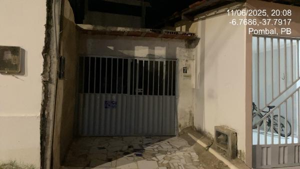 Casa em Pombal, Nova Vida Norte, Rua Isaura Juvino Da Silva, N. Sn, Terreno 02, PB. Área: 81.19m2