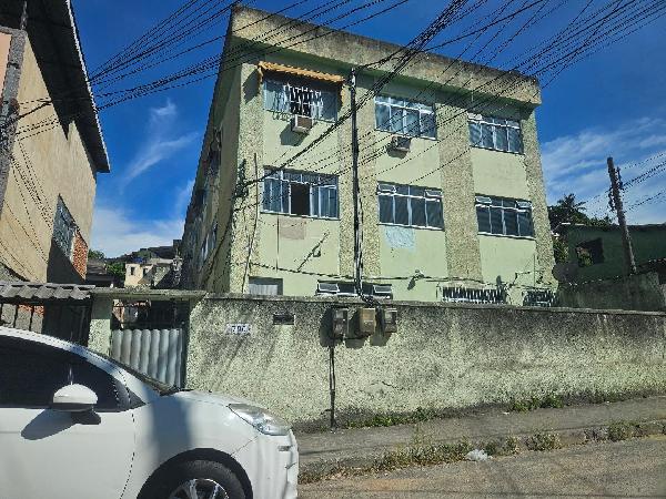 Apartamento em São Gonçalo, Santa Catarina, Rua Zulmira, N. 790, Apto 202, Bl A, RJ. Área: 47.5m2