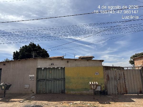 Casa em Luziânia, Parque Estrela Dalva Ix, Rua 120, Qd 173, Lt 01, Casa 02, GO. Área: 61.39m2