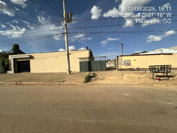 Casa em Planaltina, Setor Sul, Quadra 2, N. Sn, Lt 24, Cs B, Rua 08, GO. Área: 55.23m2