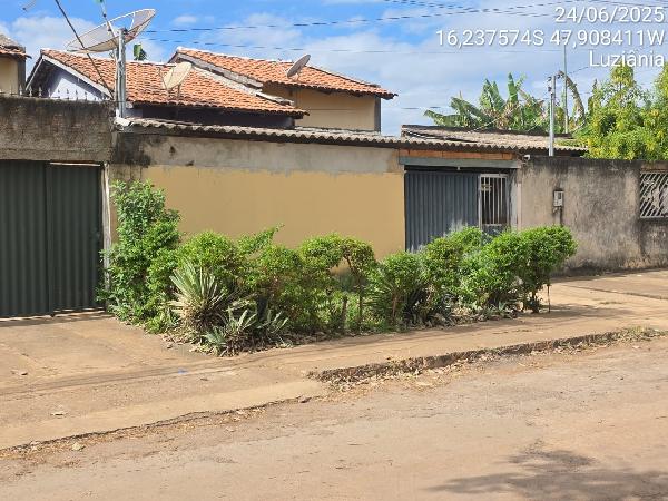 Casa em Luziânia, Parque Estrela Dalva Iii, Rua Plinio Salgado, N. Sn,  Cs04, Lt9, Qd 208, GO. Área: 55.48m2