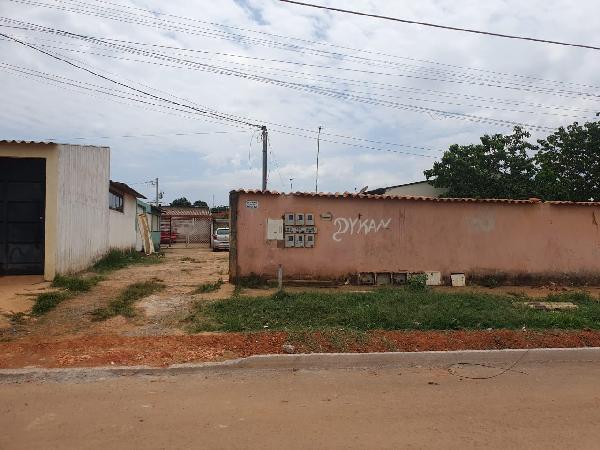 Casa em Planaltina, Setor Sul, Quadra 2, N. Sn, Cs K Lt 24 Rua 8, GO. Área: 55.23m2