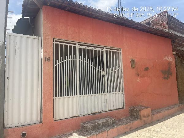 Casa em Campo Redondo, Centro, Rua Dr Jorge Borges De Oliveira, N. Sn,, RN. Área: 64.31m2
