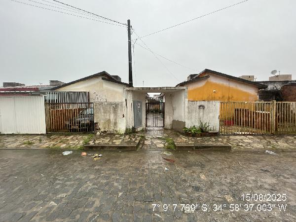 Casa em Santa Rita, Portal De Tibiri, Rua Julio Francisco De Lima, N. 122, Qd 20, PB. Área: 45m2