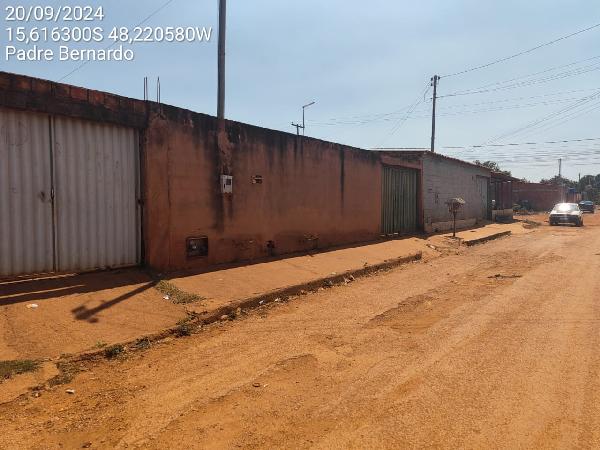 Casa em Padre Bernardo, Ouro Verde, Rua 11, N. 2158, Lt 03, Qd 73, GO. Área: 69.7m2
