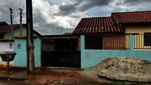 Casa em Luziânia, Parque Estrela Dalva X, Rua 227, N. S/N, Cs 02, Lt 20, Qd 441, GO. Área: 56.89m2