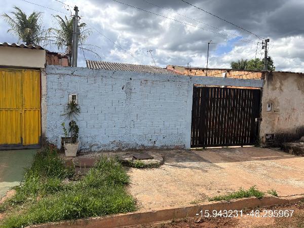Casa em Santo Antônio do Descoberto, Jardim Ana Beatriz I, Rua 10, N. Sn, Lt09-G Qd32, GO. Área: 59m2
