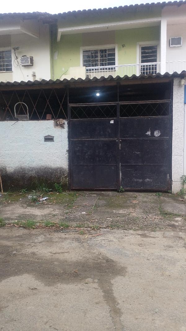 Casa em Nova Iguaçu, Santa Rita, Rua Cinco, N. 31, Lt 11 Qd C, RJ. Área: 91.13m2