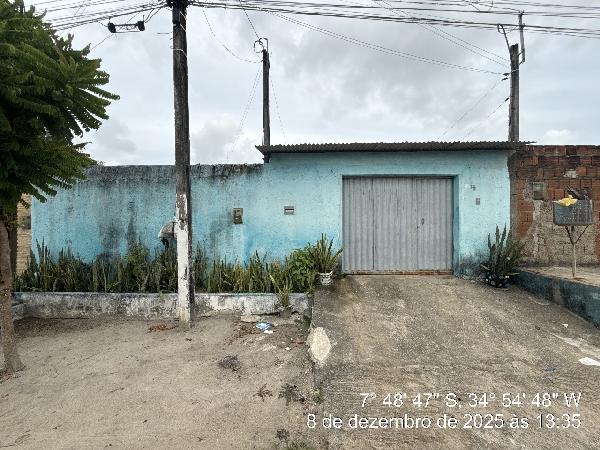 Casa em Igarassu, Tabatinga, Rua Francisco Ferreira Da Silva, N. 10, Cs Uh-10 Lt 01-B Qd V, PE. Área: 49.03m2