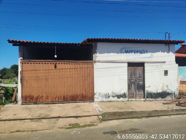 Casa em Arraial, Centro, Rua Moizes Lopes, N. 189,, PI. Área: 133.37m2