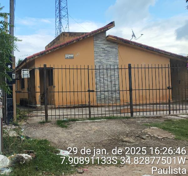 Casa em Paulista, Pau Amarelo, Rua Almira Camelo De Andrade Almeida, N. 533, Cs 03 Lt 04 Qd 04, PE. Área: 53.78m2