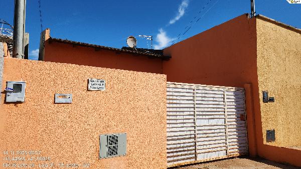 Casa em Planaltina, Setor Leste, Quadra Qa 18, N. Sn, Cs 2a 2mr - Rua JoÃO GonÇAlves De Lima, GO. Área: 54.59m2