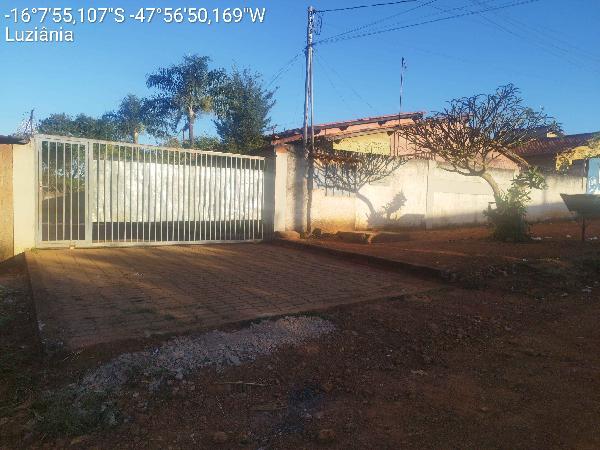 Casa em Luziânia, Jardim Planalto, Quadra 45, N. Sn, Cs 01 Lt 15 Avenida De PenetraÇÃO, GO. Área: 55.13m2