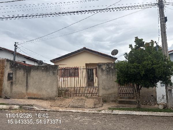 Casa em Jaciara, Centro, Rua B, N. Sn, Lt 20 Qd 05, MT. Área: 51.69m2