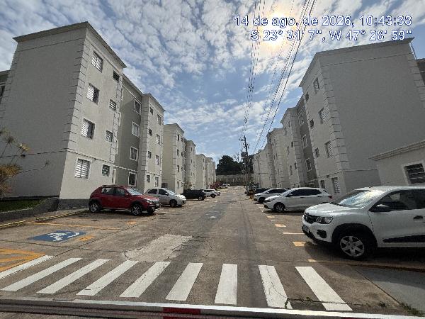 Apartamento em Sorocaba, Cerrado, Avenida Londres, N. 460, Apto 402, Bl 10 Pav 03, SP. Área: 47.09m2