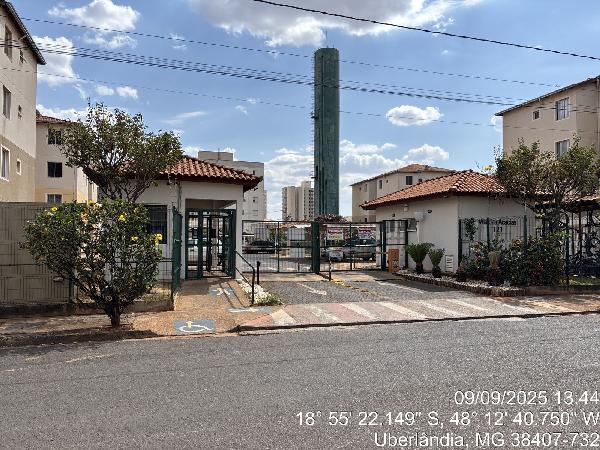 Apartamento em Uberlândia, Novo Mundo, Rua Dallas, N. 121, Apto 401, Pav 03 Bl 04, MG. Área: 50.31m2