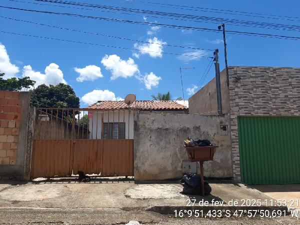Casa em Luziânia, Parque Estrela Dalva Ix, Quadra 215, N. Sn, Casa 01, Lote 11, GO. Área: 57.1m2