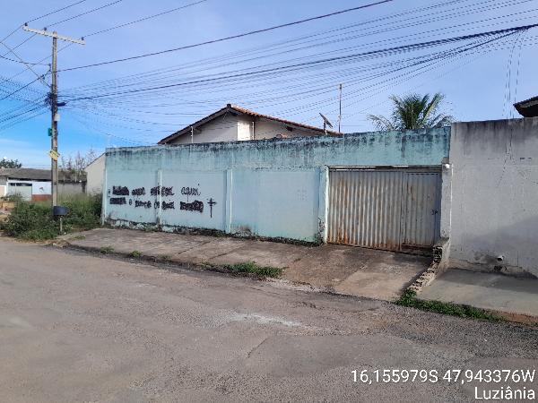 Casa em Luziânia, Parque Estrela Dalva Ix, Rua 18, N. Sn, Cs 02, Lt 02, Qd 49, GO. Área: 63.13m2