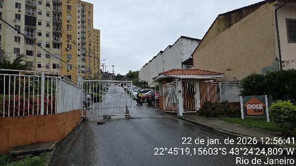 Apartamento em Belford Roxo, Areia Branca, Rua Carolina Ferreira, N. 192, Apto 1008, Bl 02 Lt C, RJ. Área: 45.57m2