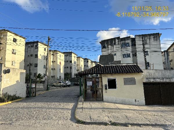 Apartamento em Jaboatão dos Guararapes, Dois Carneiros, Rua Vicente Adolfo Da Silva, N. 2013, Apto 302, Bl 10, PE. Área: 44m2