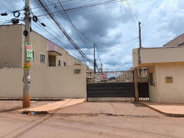 Apartamento em Valparaíso de Goiás, Setor De Chacaras Anhanguera B, Quadra 38, N. Sn, Apto 101, Bl A23, Ch 09-A, GO. Área: 48.23m2