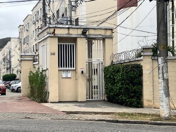 Apartamento em Rio de Janeiro, Rocha Miranda, Estrada Do Barro Vermelho, N. 600, Apto 309, Bl 02, RJ. Área: 45m2