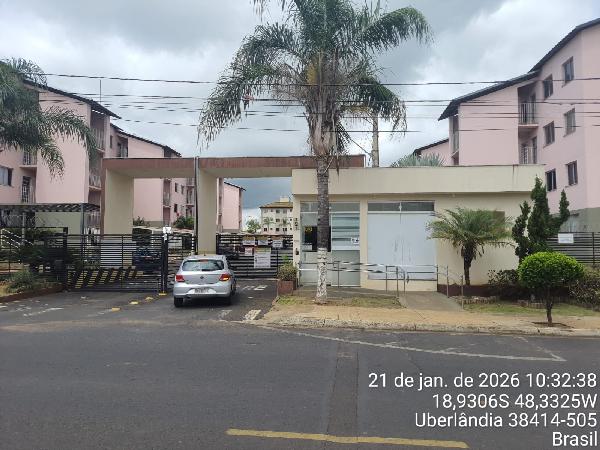 Apartamento em Uberlândia, Mansour, Avenida Americo Attie, N. 121, Apto 403, Bl 07, Qd 03 Lt 02, MG. Área: 44.14m2