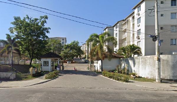 Apartamento em Rio de Janeiro, Campo Grande, Estrada Guandu Do Sape, N. 1450, Apto 402, Bl 15, RJ. Área: 52m2