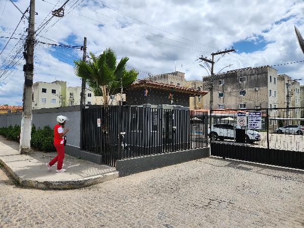 Apartamento em Feira de Santana, Conceicao, Rua Tamburim, N. Sn, Apto 202, Rua C, Ed Acre, BA. Área: 44.39m2