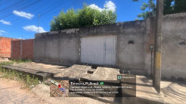 Casa em Teresina, Esplanada, Rua Iii, N. 08, Lt 08 Qd M Res Torquato Neto Ivb, PI. Área: 60.7m2